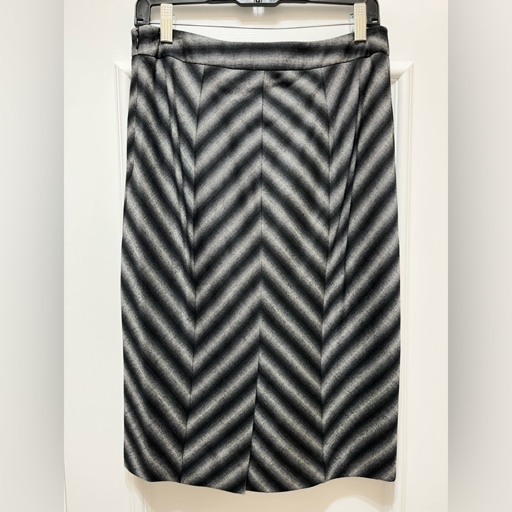 L.A.M.B. by Gwen Stefani limited edition (6) pencil skirt